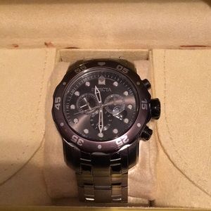 Invicta ronda Startech tactical watch